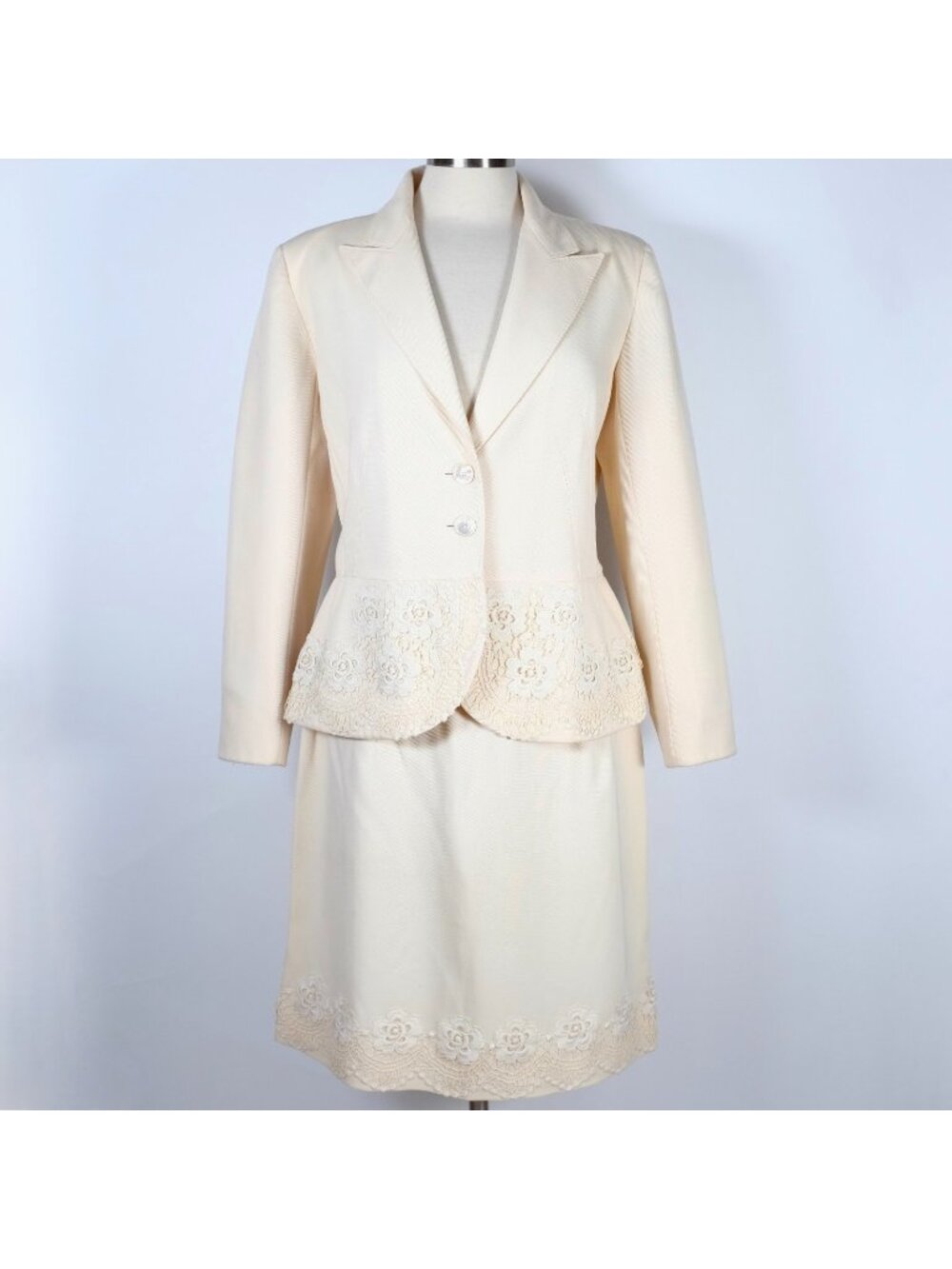 Valentino skirt jacket suit sz 14 lace trim beige ivory Y2K